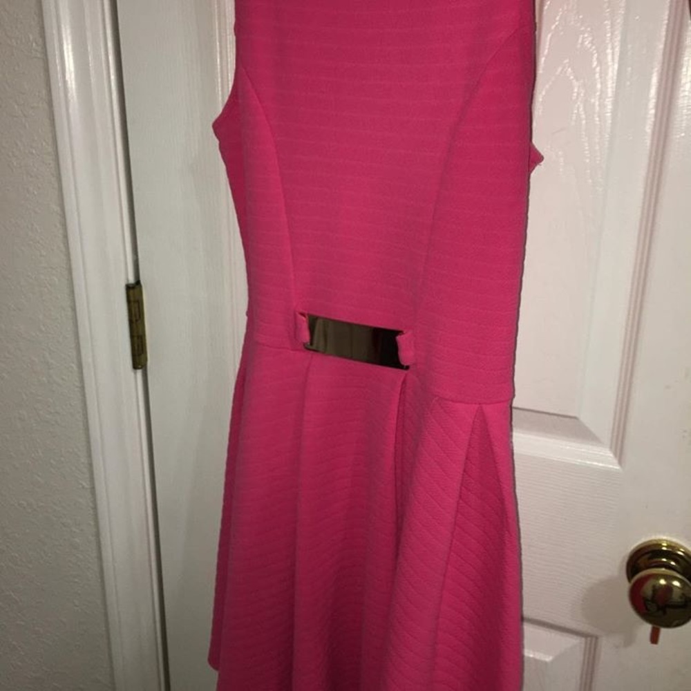 pink dress